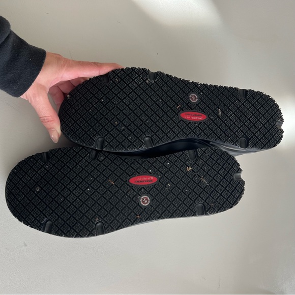 Skechers Work Slip Resistant (Men’s 10) - Picture 4 of 9